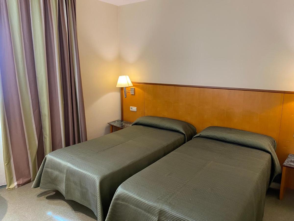 Hostal Meson Pepa Логроньйо Екстер'єр фото